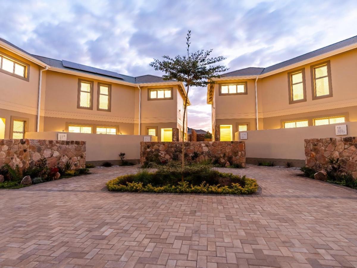 Apartamento Miombo Mews Victoria Falls Exterior foto